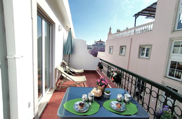 HYPERCENTER PENTHOUSE - 1 bedroom apartment @ true heart of old town