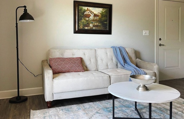 Ideal 1BD/1BA + Gym - Little Rock