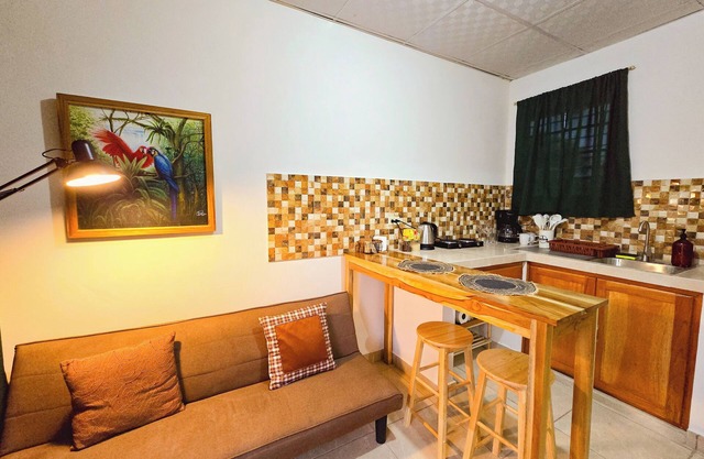 Ideal apartment for business trips near the center of David, with kitchen!