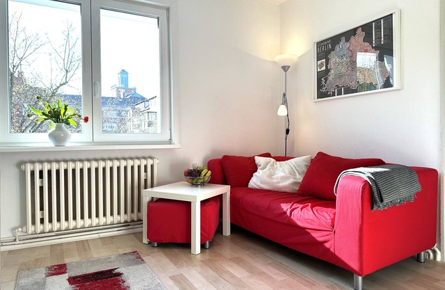 "IDEAL" - Berlin for Two