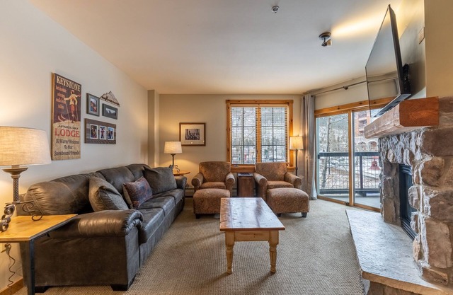 Ideal Location in River Run Village w/Shared Hot Tubs & Pool!