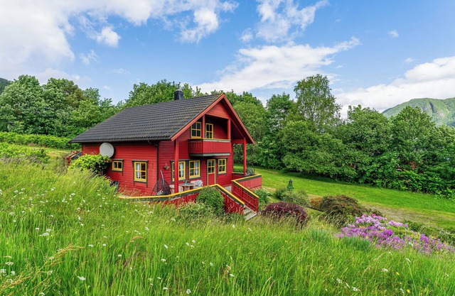 Idyllische Hütte am Dalsfjord