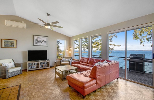 Impeccable views of the Sound complete with hot tub & pool table