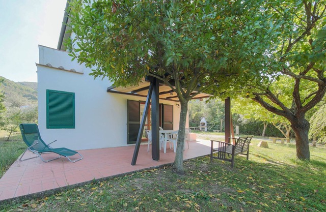 In the countryside with large garden - 3-room apartment Novella