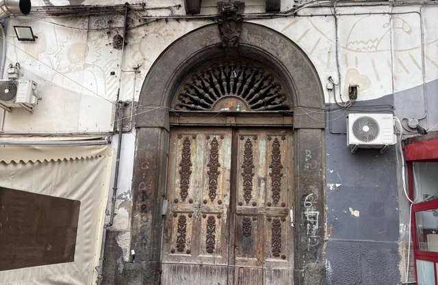 In the heart of one of the city's most historic neighborhoods you'll relax