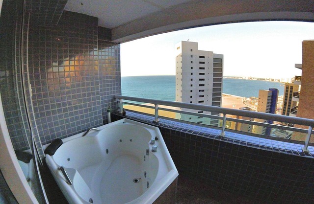 Incredible Duplex with jacuzzi on the balcony and sea view