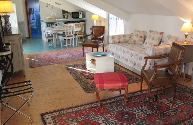Independent apartment 4 persons 20 mn center PARIS
