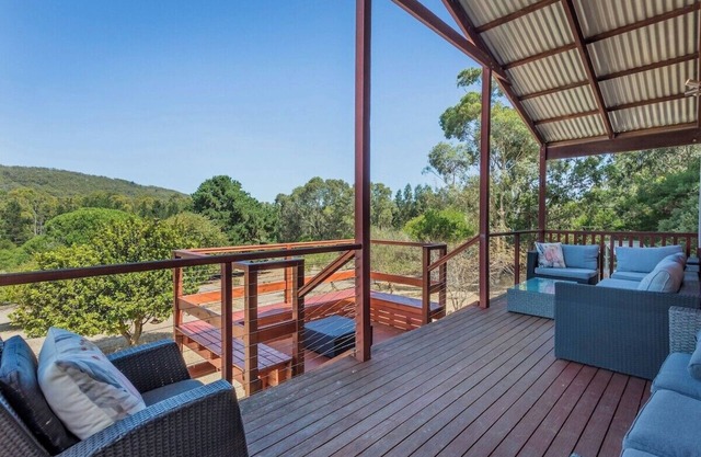 Indlovu Intaba Farm Stay