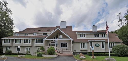 Inns of Waterville Valley 201