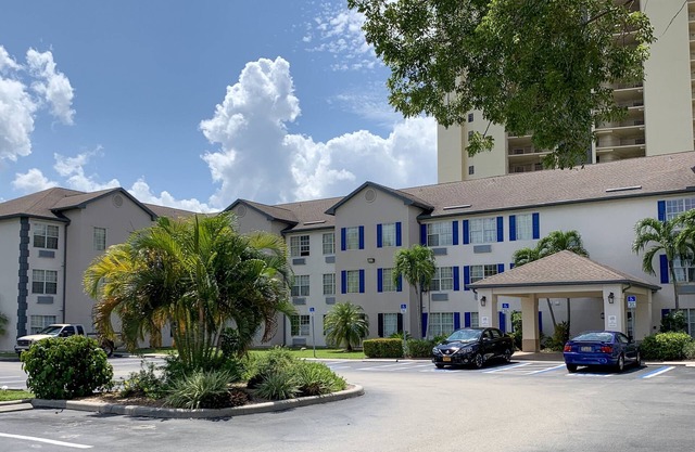 InTown Suites Extended Stay Fort Myers