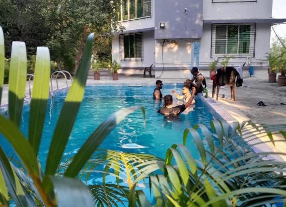 Ivy Maitri Farm 3 Bhk with Private Pool - Badlapur