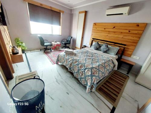 Jaipur The Lodge B&B