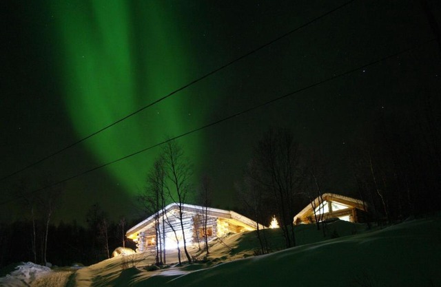Jarfjord Arctic Aurora Lodge