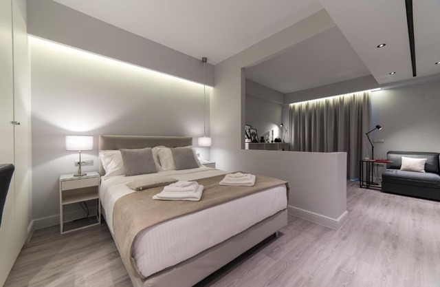 JB Luxury Suites