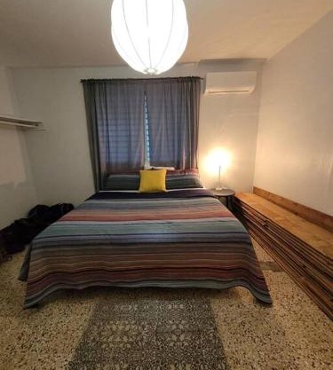 JB23 Apts 4 bedroom apt Near airport