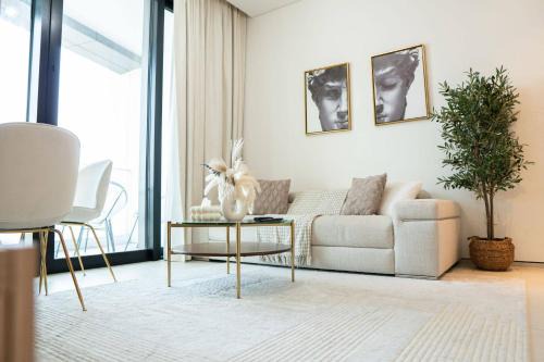 JBR Luxe 1B Private Beach Address Beach Resort