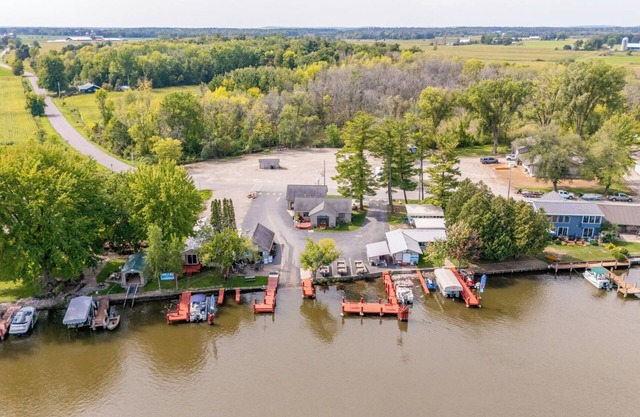 Jerry’s cabin Chicos landing