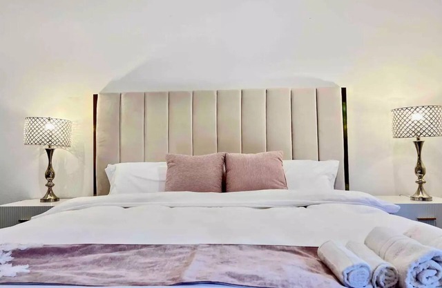 Jie’s Choice—3B2B Feel HOME Apt.