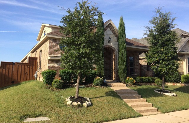 Joe Pool Lake Resort Style-Upscale Gorgeous Home!