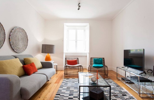 JOIVY Stylish 2BR Apt w/balcony at the heart of Baixa