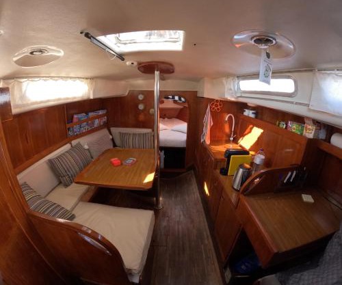 Joky - Floating refuge