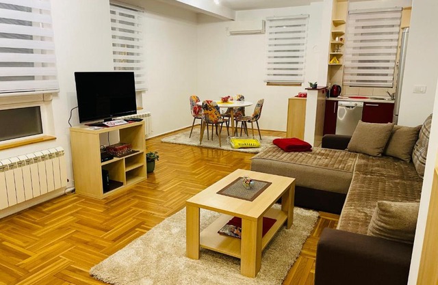 Jolly Apartment - Belgrade