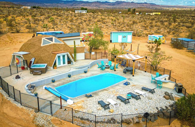Joshua Tree Dome & Guest House - Heated Pool, Hot Tub, Yoga Patio, EV Charger