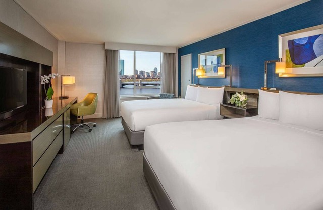 Just What You Were Looking For! Near LEGOLAND Discovery Center Boston, w/Pool!