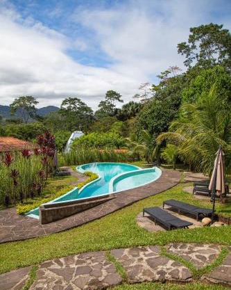 KANTU GARDEN LODGE