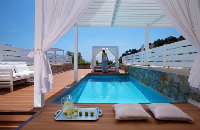 Kassandra Bay Resort, Suites & Spa