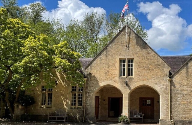 Kents Cottage, Orchardleigh Estate