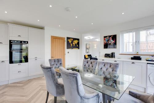 Kestrel Gardens Five Bedroom Homes