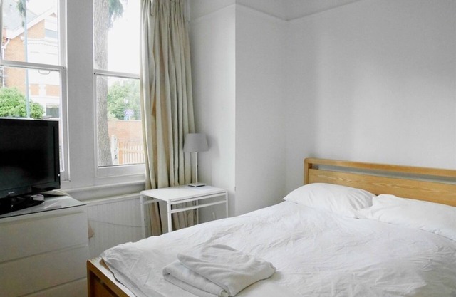 Kew Studios and Rooms