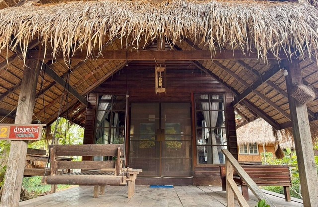 Khao Yai Lake Hill Resort