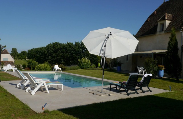Kidsproof holiday home with private heated pool