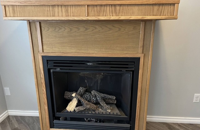 King Suite with FireplacenUpper Floor Suite