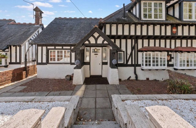 Kirkstyle Cottage - Luxury 4 bedroom home