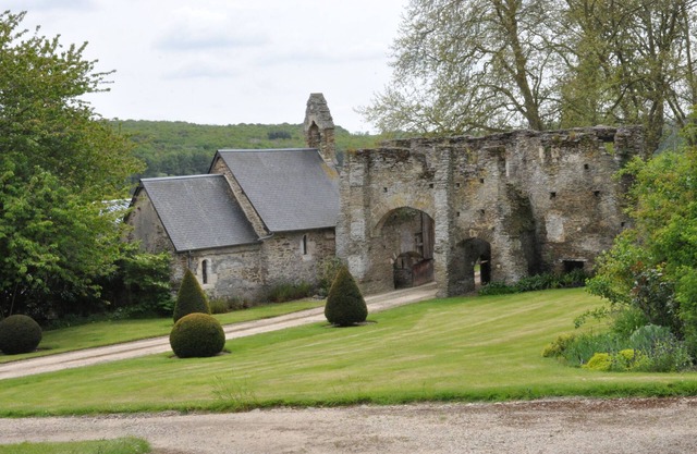 Kit, Château de Ragny