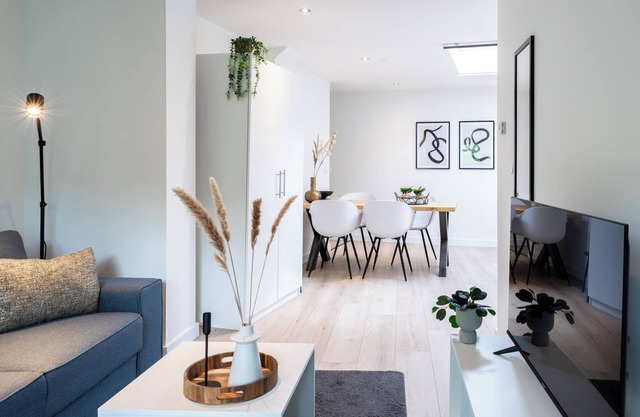Kitchen, bathroom, garden, free parking, family friendly