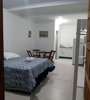 Kitnet 2 mobiliada centro de Torres RS, a 600m Da Praia Grande