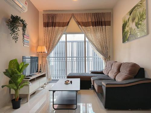 KLIA Mesahill Fully Air-Con Suite, Bandar Baru Nilai, 71800 Nilai
