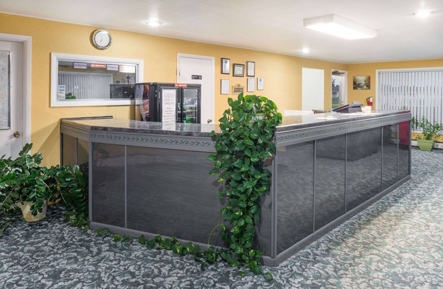 Knights Inn Kirksville