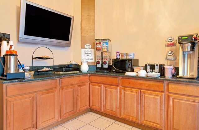 Knights Inn South Hackensack