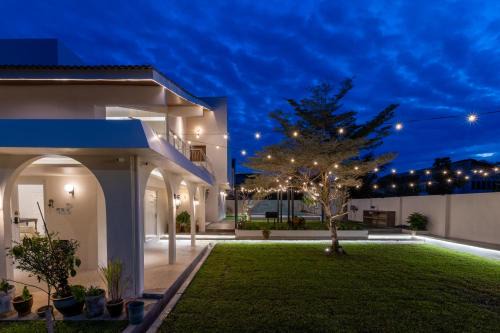 Kontor Villa - 2 mins to Teluk Chempedak