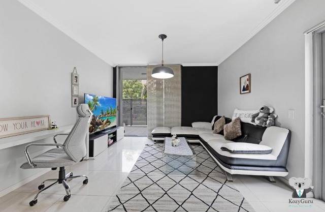 KozyGuru | Ryde | Cosy 2Bed Apt | Free Parking