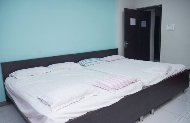 Kubera Service Apartments