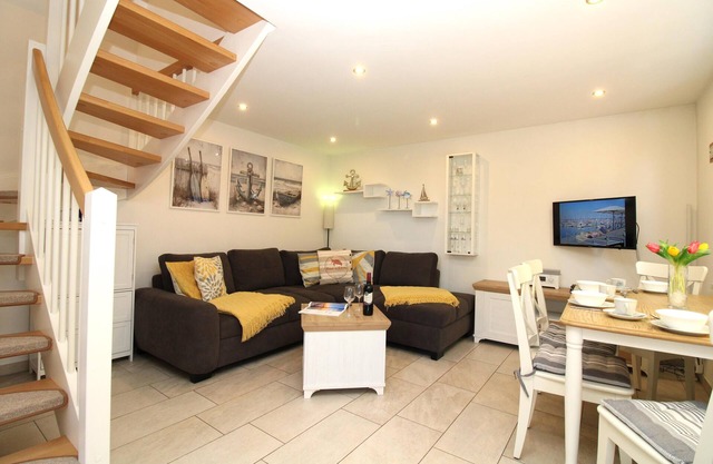 Küstenidyll Horst: cozy vacation home with 3 rooms, terrace and garden