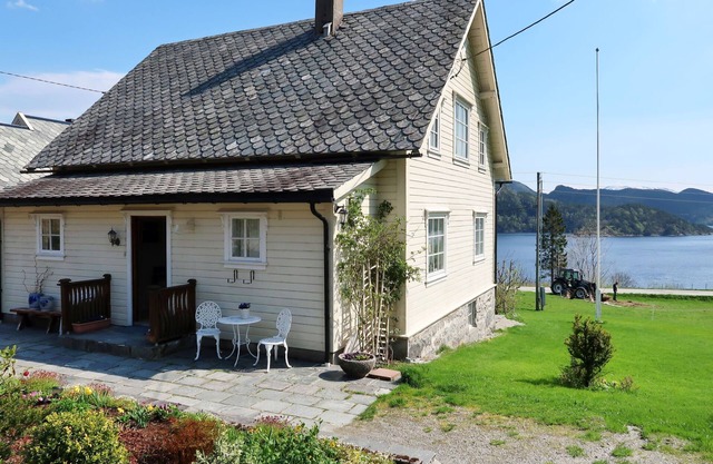 Kvamsvika by Interhome