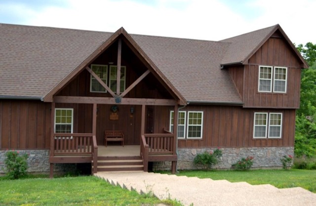 L131, 4Br, 3Ba, 1 Br Loft w/BunkBed Lkvw Cabin