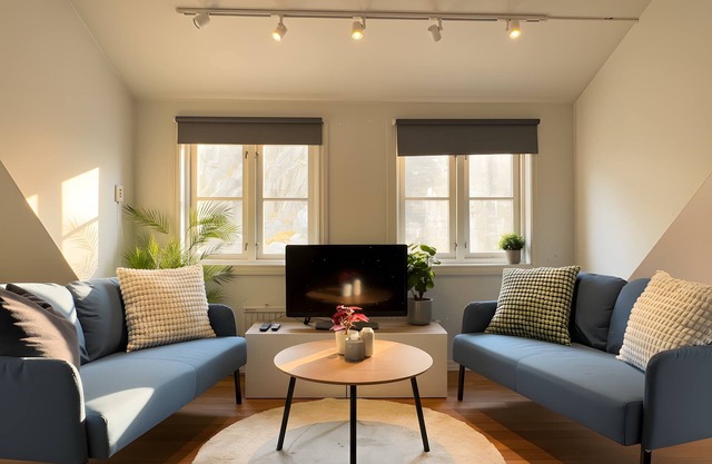 L1SB18 - Central 2BR Hideaway